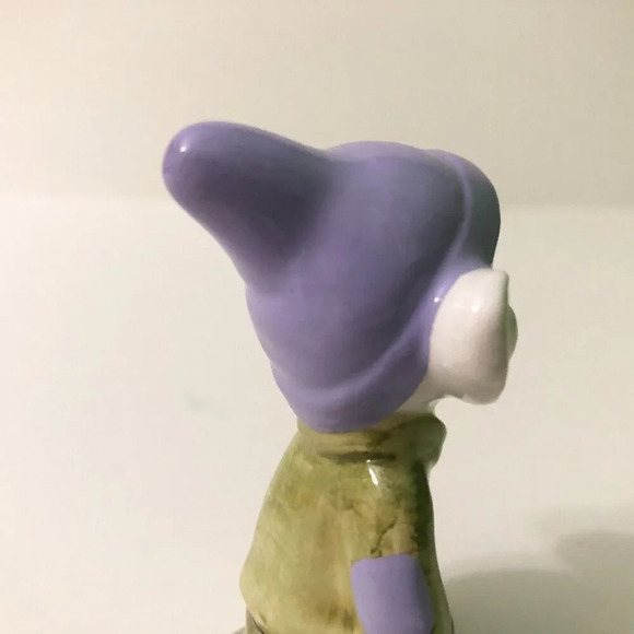 Dopey Figurine Ceramic Snow White 3 Inch Tall Figure Unmarked - Picture 11 of 14